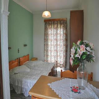 Makis Studios And Apartments Roda (Corfu) Exterior foto